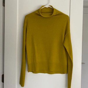 Aritzia Wilfred Cyprie Sweater 100% Merino Wool